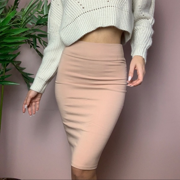 NEW! Size Small Forever21 Pencil Skirt - Picture 1 of 7